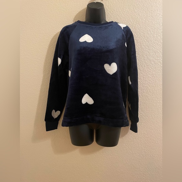 Loft blue Faux Fur Heart Sweatshirt nwt - Picture 2 of 6
